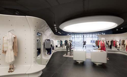 南寧市服裝店裝修實(shí)景圖 南寧市服裝店裝修實(shí)景圖