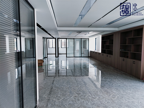 南寧裝修公司哪家好-燦源裝飾裝修現(xiàn)場(chǎng) 南寧裝修公司哪家好-燦源裝飾裝修現(xiàn)場(chǎng)